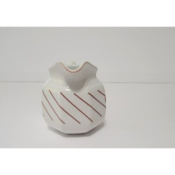 Vintage Mikasa Fresh Fruit Creamer DP 002 STRAWBERRIES Replacement - Picture 2 of 12